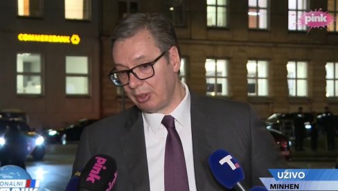 MI SMO PETA ZEMLJA KOJA SARAĐUJE SA EBRD: Vučić - Hoću da ljudi vide da radimo za njih