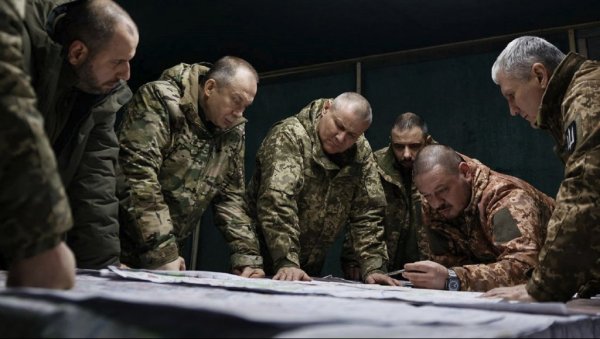 БУКНУО СУКОБ СИРСКОГ И ЗЕЛЕНСКОГ? Командант ВСУ одбио да изврши налог из кабинета председника Украјине и пошаље пешадију у јуриш (ВИДЕО)
