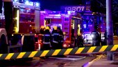 DRAMATIČNE SCENE U BEOGRADU: Zapalio se automobil u ulici Dragice Končar, mladić (25) hitno prebačen u Urgentni (FOTO)