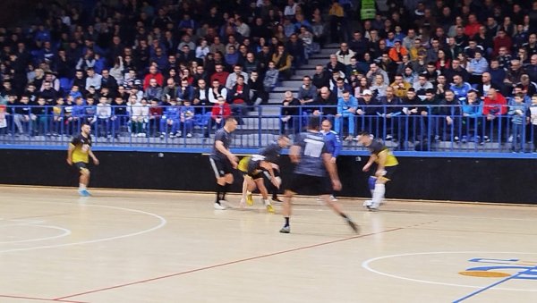 ДАН НАКОН БОЖИЋА: У Параћину се наставља 16. Првенство у малом фудбалу