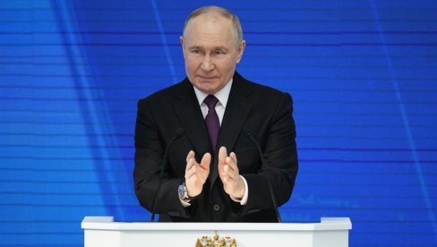 ПУТИН ОТКРИО: Земље БРИКС-а разрађују своју платну инфраструктуру, независну од западне