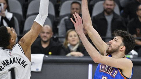 KO ĆE BITI RUKI GODINE U NBA LIGI? Borba trojice za nagradu