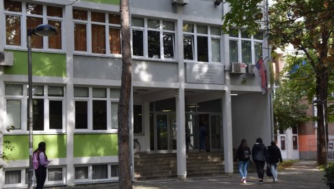 НА ОВОМ ФАКУЛТЕТУ У СРБИЈИ БЕСПЛАТНА ПРВА ГОДИНА СТУДИЈА: Пријаве ће моћи да подносе и кандидати са других установа НА ОВОМ ФАКУЛТЕТУ У СРБИЈИ БЕСПЛАТНА ПРВА ГОДИНА СТУДИЈА: Пријаве ће моћи да подносе и кандидати са других установа