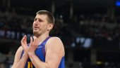 SAMO MU JE JOŠ OVO FALILO! Nikola Jokić umalo nokautirao protivničkog trenera (VIDEO)