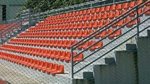 Nastavljena obnova fudbalskog stadiona u Kostolcu