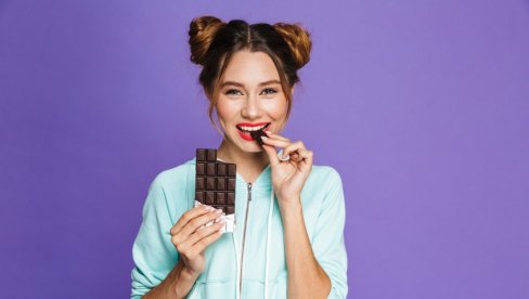 DA LI ČOKOLADU TREBA DRŽATI U FRIŽIDERU? Rešena dilema koja mnoge muči
