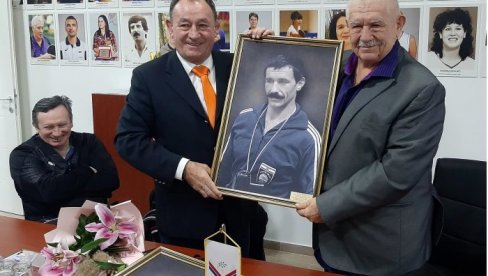 SVET SE POKLONIO SRPSKOJ LEGENDI : Proslavljeni Slavko Obadov (76) dobio zvanje majstor džuda crni pojas 10. dan