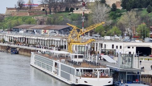 IZ ŠVAJCARSKE 276 KRUZERA:  Preko reka tokom  2024. godine u Beograd stiglo više od 68.000 turista