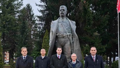 СЛАВНИМ РАТНИЦИМА ИЗГРАДИћЕ МЕМОРИЈАЛНИ ЦЕНТАР: У Мојковцу истрајни у намери да изграде обележје достојно јунака Мојковачке битке СЛАВНИМ РАТНИЦИМА ИЗГРАДИћЕ МЕМОРИЈАЛНИ ЦЕНТАР: У Мојковцу истрајни у намери да изграде обележје достојно јунака Мојковачке битке
