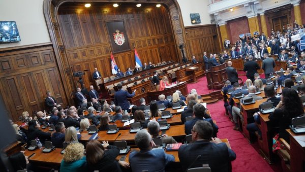 ДАНАС СЕДНИЦА СКУПШТИНЕ СРБИЈЕ: На дневном реду Закон о локалним изборима