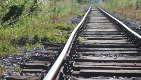 ISKLIZNULE CISTERNE SA FOSFORNOM KISELINOM KOD RGOTINE: Nema curenja, ni opasnosti, poručuju nadležni