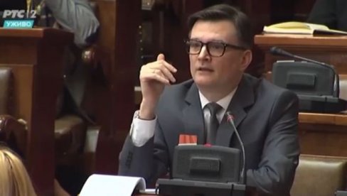 ЈОВАНОВ ПОНОШУ: Сада брине о радницима, а оставио је 33.000 војника на улици