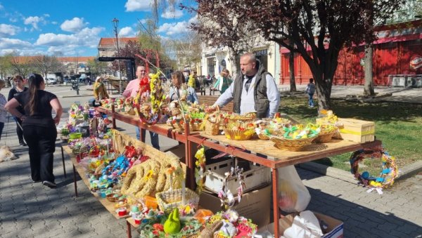 УСКРШЊИ БАЗАР У ВРШЦУ: Поштују своје комшије католике, у понуди све за богату трпезу