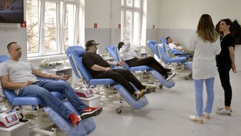 РЕЗЕРВЕ НА МИНИМУМУ: Апел грађанима да дају крв