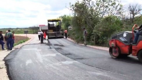 AFALTIRANJE U PARAĆINSKOJ OPŠTINI: Danas deo puta ka Raševici, sutra Teslina ulica