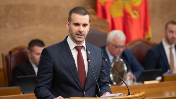 СПАЈИЋ ПОНОВО НА ИСПИТУ ЧАСТИ: Да ли ће на Видовдан бити изгласана резолуција о Јасеновцу или је то још једна лаж црногорског премијера