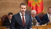 ВУЧИЋ ОДГОВОРИО НА ИЗЈАВУ СПАЈИЋА: Позивам га да дође у септембру да види како се једна самостална војска гради и како изгледа