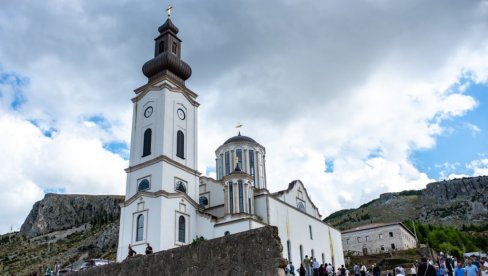 MOSTARSKI HRAM DOBIJA NOVO RUHO: Radovi na obnovi Saborne crkve Svete Trojice biće nastavljeni polovinom aprila