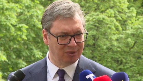 VUČIĆ NA PITANJE NOVOSTI: Od celog Zapadnog Balkana čak 80 odsto francuskih investicija je u Srbiji