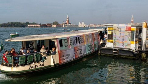 STRANCI NA BIJENALU, OBESPRAVLJENI SVUDA:  Najveća svetska umetnička smotra u Veneciji predstaviće 88 nacionalnih paviljona