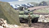 БЛОКАДЕРИ СЕ СПРЕМАЈУ ДА ПОКВАРЕ ПАРАДУ: Издајници сада ударају и на Војску Србије БЛОКАДЕРИ СЕ СПРЕМАЈУ ДА ПОКВАРЕ ПАРАДУ: Издајници сада ударају и на Војску Србије