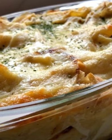 РЕЦЕПТ КОЈИ ЈЕ ОДУШЕВИО ДОМАЋИЦЕ ШИРОМ БАЛКАНА: Ово јело је једноставно, а резултат прави мали празник за непце