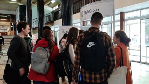 ПОСАО НУДИЛО 11 КОМПАНИЈА: Отворена врата на Машинском факултету у Београду