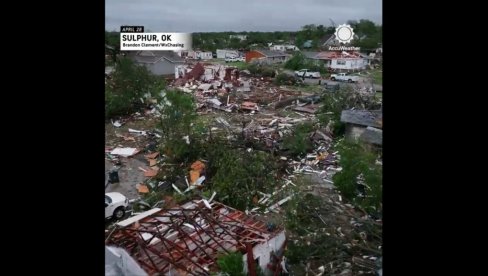 TORNADO NAPRAVIO HAOS U OKLAHOMI: Četiri osobe poginule, na desetine povređeno (FOTO/VIDEO)