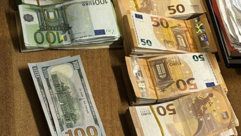 ТУРЧИНУ ОДУЗЕТИ ЕВРИ И ДОЛАРИ: Покушао да изнесе преко 50.000 евра