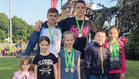 SA ŠARENGRADSKOG KUPA U KRUŠEVCU: Za plivače Posejdona sedam medalja