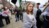 ПОЈАВИЛИ СЕ СНИМЦИ НА МРЕЖАМА: Брод Грете Тунберг погођен дроном? (ВИДЕО)