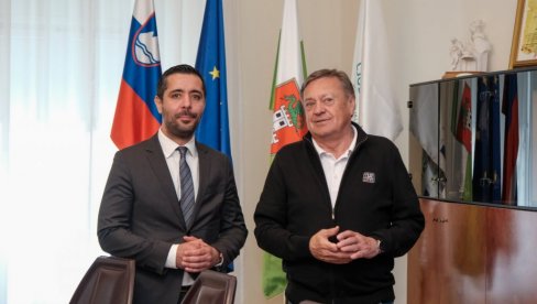 MOMIROVIĆ NA POSLOVNOM FORUMU U LJUBLJANI: Moramo više pažnje da posvetimo jačanju ekonomskih veza u regionu (FOTO)