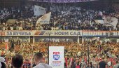 UZAVRELA ATMOSFERA U SPENSU:  Počeo miting u Novom Sadu, ori se Aco Srbine, Srbija, Pobeda  (FOTO/VIDEO