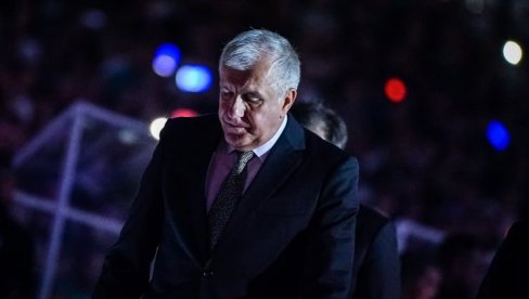 ŽELJKO OBRADOVIĆ VEĆ DOBIO PONUDU! Bivši trener Partizana bi debelo mogao da naplati odlazak iz Srbije