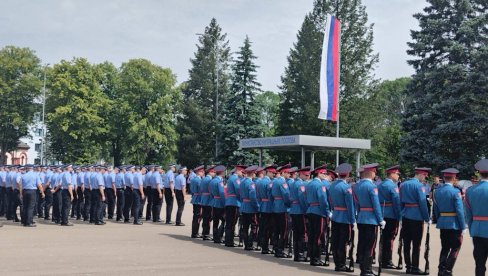 СТАСАЛА НОВА ГЕНЕРАЦИЈА КАДЕТА: У Центру за обуку у Залужанима код Бањалуке свечана церемонија полагања заклетве