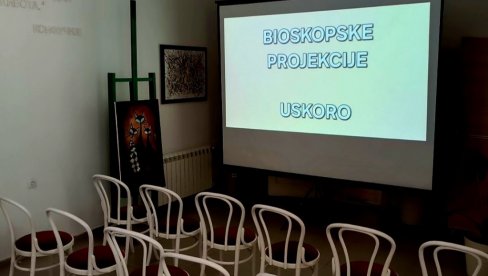 PONOVO RADI BIOSKOP: Specijalna bolnica u Vršcu pacijentima približava svakodnevni život