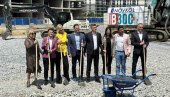 BRNABIĆEVA I MALI POLOŽILI KAMEN TEMELJAC: Počinje izgradnja obrazovnog kampusa u Beogradu na vodi (VIDEO)