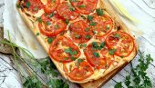 LISNATA PITA OD PARADAJZA: Iskoristite sezonu paradajza i napravite jednostavnu lisnatu pitu