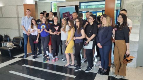 U VRŠCU POČELA PODELA BESPLATNIH KARTICA: Za popuste se do sada prijavilo preko 120 studenata