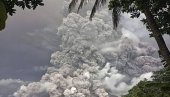 ЉУДИ У ПАНИЦИ: Поново еруптирао вулкан, пепео лети на све стране