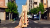 ДА, ДОБРО СТЕ ВИДЕЛИ: Улични термометар измерио чак 53 степена (ФОТО)