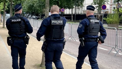 DRAMA U ŠKOLI: Učenik pretio nastavniku pa napao direktora