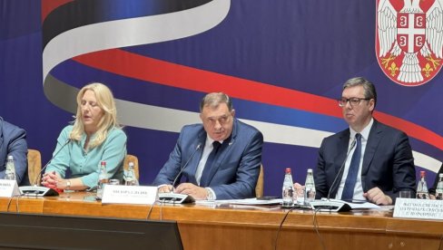 PONOSAN SAM ŠTO SAM SARADNIK VUČIĆA Dodik: Srpska će Dan Republike ubuduće obeležavati 15. februara