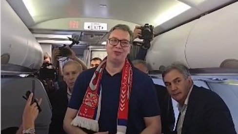 MOMCI, HOĆU DA ZNATE OVO...  Predsednik Aleksandar Vučić u avionu održao govor fudbalerima Srbije pred EURO 2024! (VIDEO