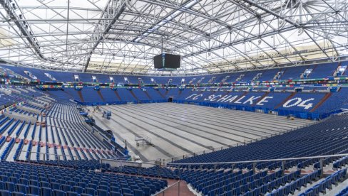 ISTI DATUM, ISTI STADION... Gelzenkirhen, stradanje srpskog fudbala i bruka koje se još stidimo