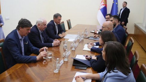 VAŽAN SASTANAK: Premijer Miloš Vučević ugostio delegaciju Olimpijskog komiteta Srbije