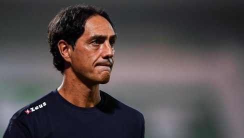 ČUVENI FUDBALER PREUZEO MONCU: Italijanski klub doveo na klupu legendarnog igrača