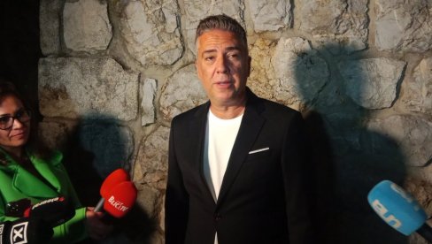 MAJKA MI SE RAZBOLELA OD STRESA I LAŽI O MENI: Željko Joksimović otkrio potresne detalje - Govorili su i da sam ukrao pesmu Lane moje MAJKA MI SE RAZBOLELA OD STRESA I LAŽI O MENI: Željko Joksimović otkrio potresne detalje - Govorili su i da sam ukrao pesmu Lane moje
