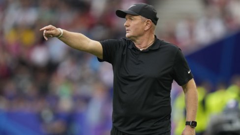 СЛОВЕНИЈА ТРАЖИ НОВОГ СЕЛЕКТОРА: Матјаж Кек напустио кормило змајчека