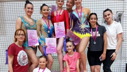 PARAĆINSKE GIMNASTIČARKE NA „TIM KUPU“: Medalja za finiš prolećnog dela sezone (FOTO)